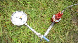 08-2014 Prüfung - Trinkwasserleitung (Kontrollmanometer geeicht) 